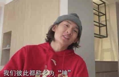 而在整个季前赛期间，赖斯主动要求参加更多这样的会议，因为他想尽快学习一切，在他看来，没有多少时间是可以浪费，在新赛季英超开始后，他感觉到自己的理解力正在不断提高。